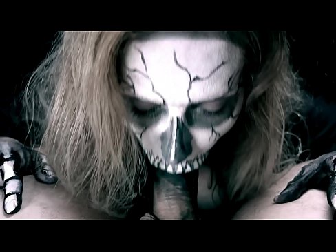 ❤️ Demon merch sugno ceiliog gyda'i geg du a llyncu cum. ❤️❌ Rhyw super ar porn % cy.xxxner.ru% ☑